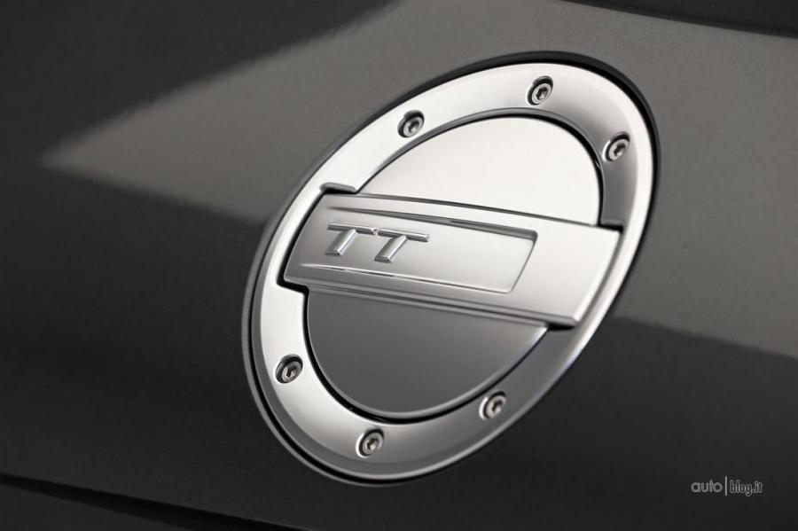 Детали экстерьера Audi TT Coupe Nuvolari 2.0 TDI Ultra (8S) 2014 года  (фото 11 из 13)